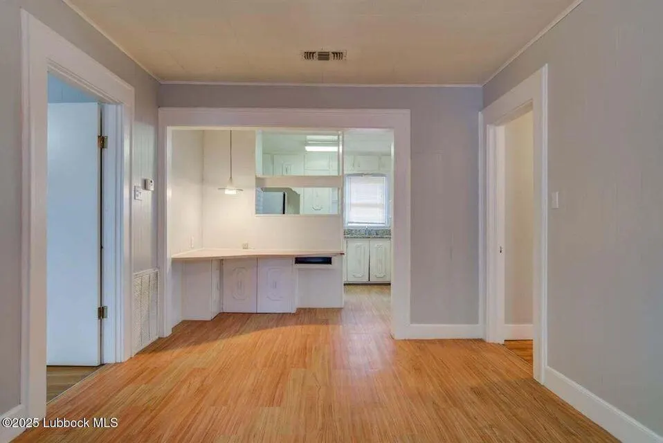 Photo 10 — 2511 26th Street, Lubbock, TX 79410