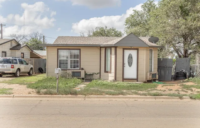 Front exterior — 521 46th Street, Lubbock, TX 79404