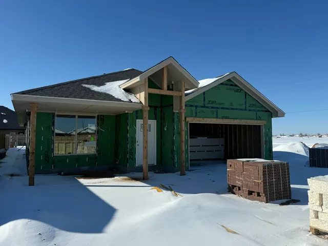 Photo 2 — 5806 Viola Avenue, Lubbock, TX 79407