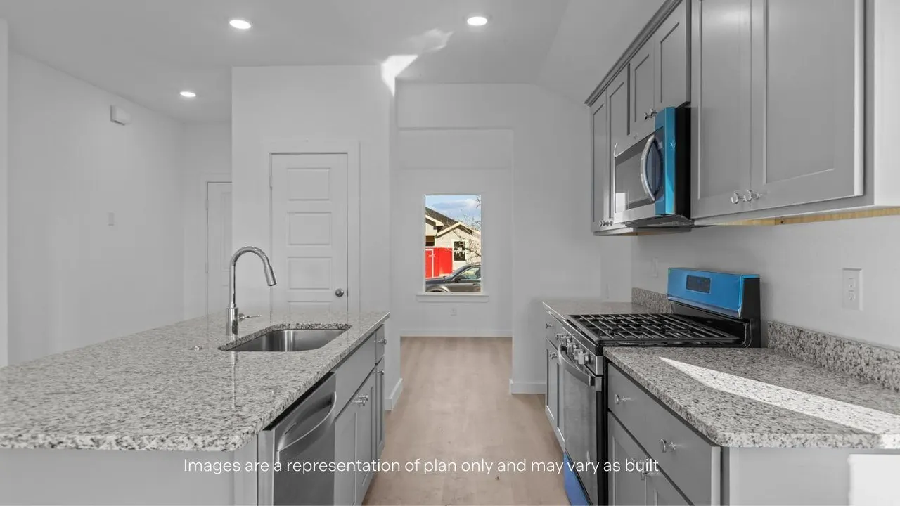 Photo 8 — 429 15th Street, Wolfforth, TX 79382