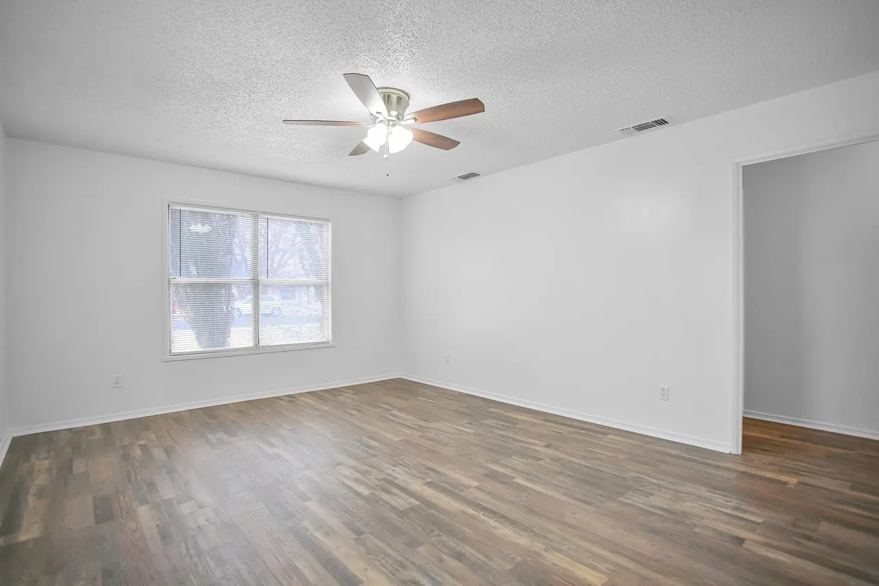 Photo 5 — 1307 61st Street, Lubbock, TX 79412