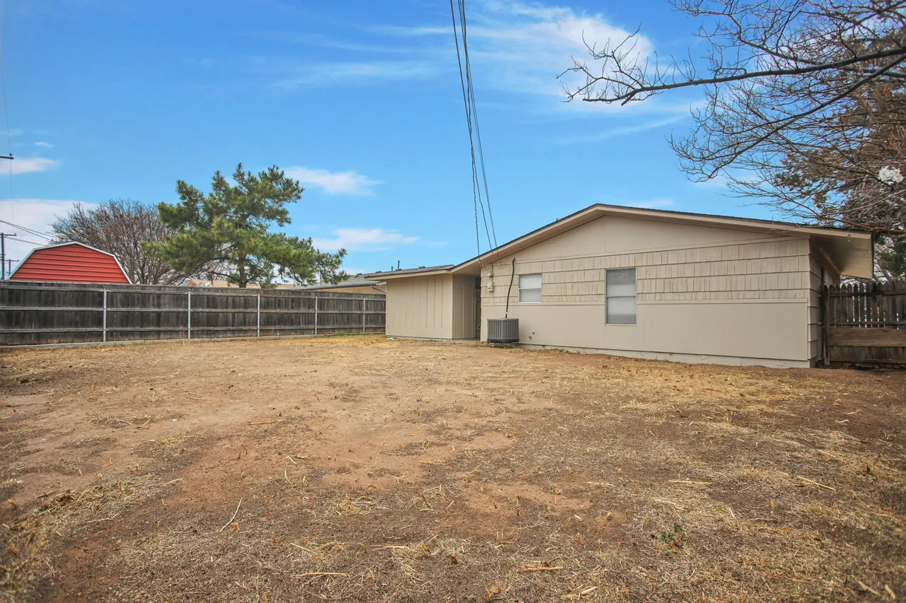 Photo 35 — 1307 61st Street, Lubbock, TX 79412