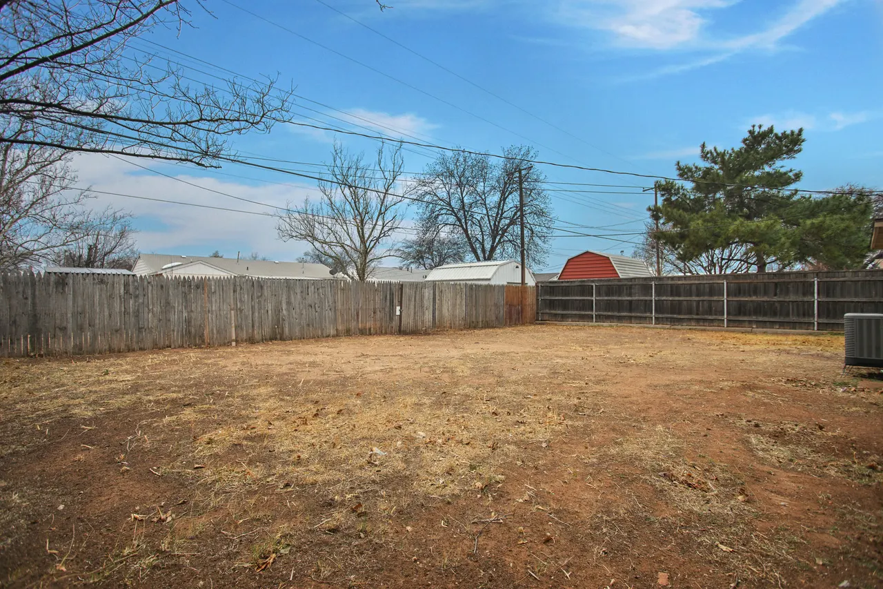 Photo 36 — 1307 61st Street, Lubbock, TX 79412