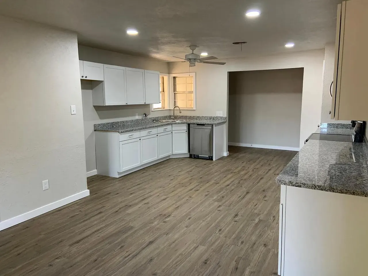 Photo 4 — 4120 62nd Drive, Lubbock, TX 79413