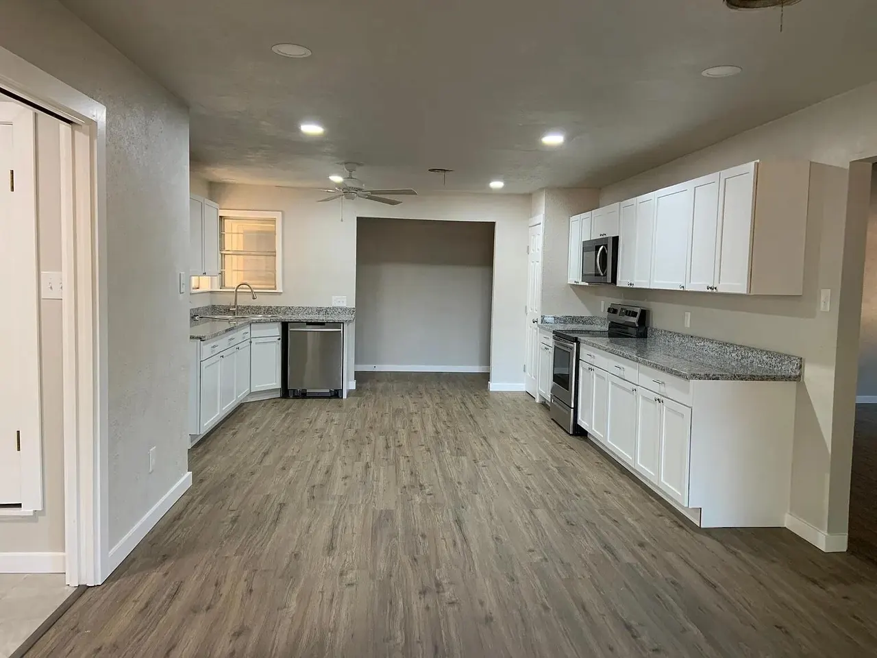 Photo 7 — 4120 62nd Drive, Lubbock, TX 79413