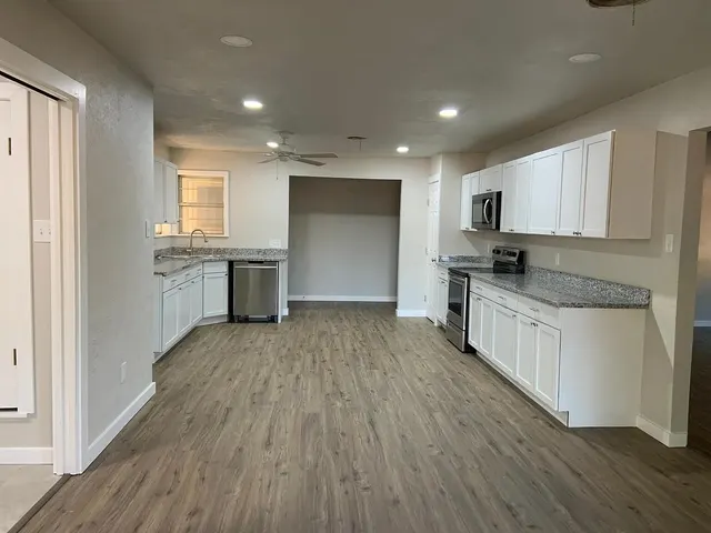 Photo 7 — 4120 62nd Drive, Lubbock, TX 79413