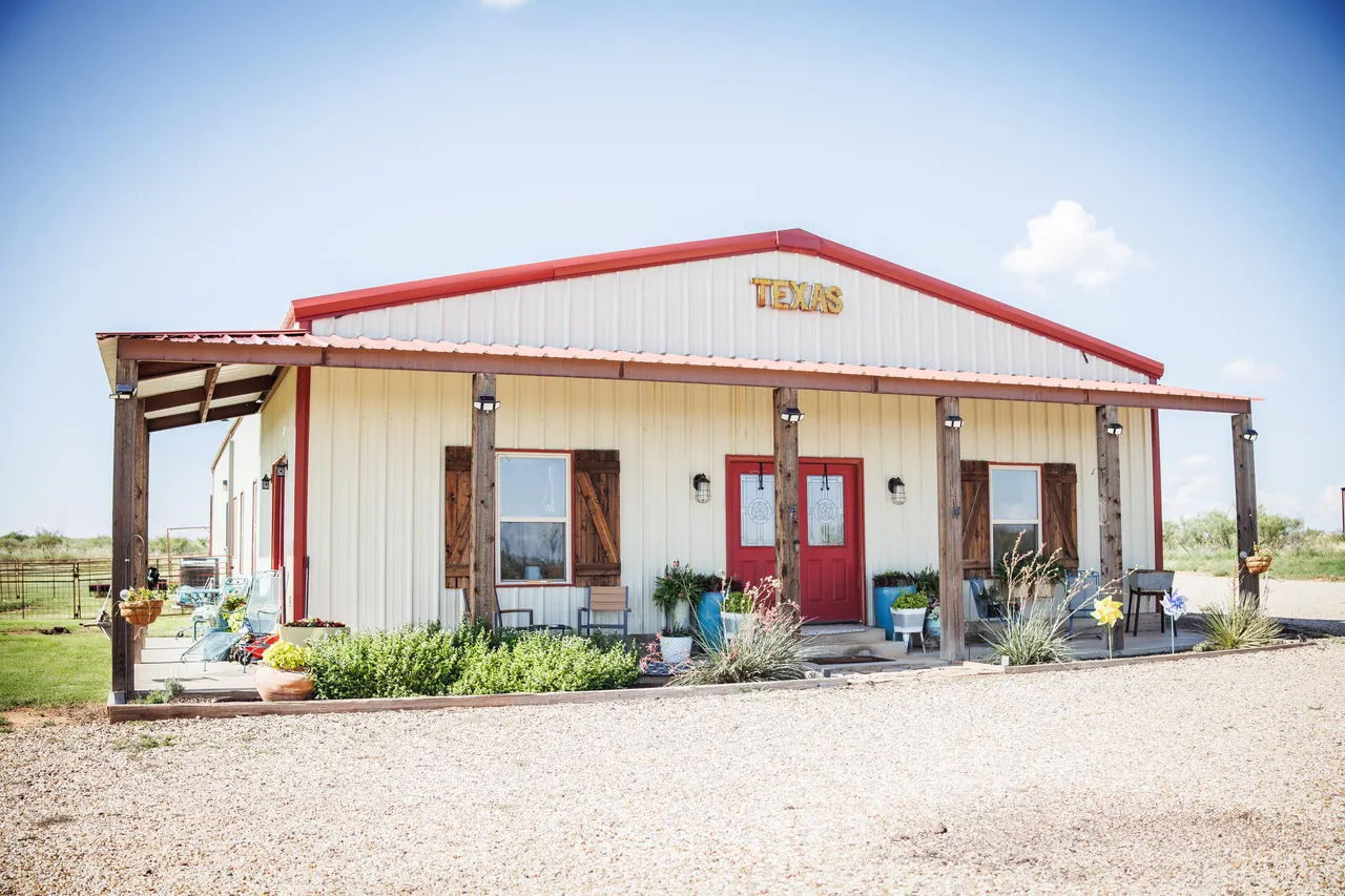 Front exterior — 3010 FM 597, Abernathy, TX 79311
