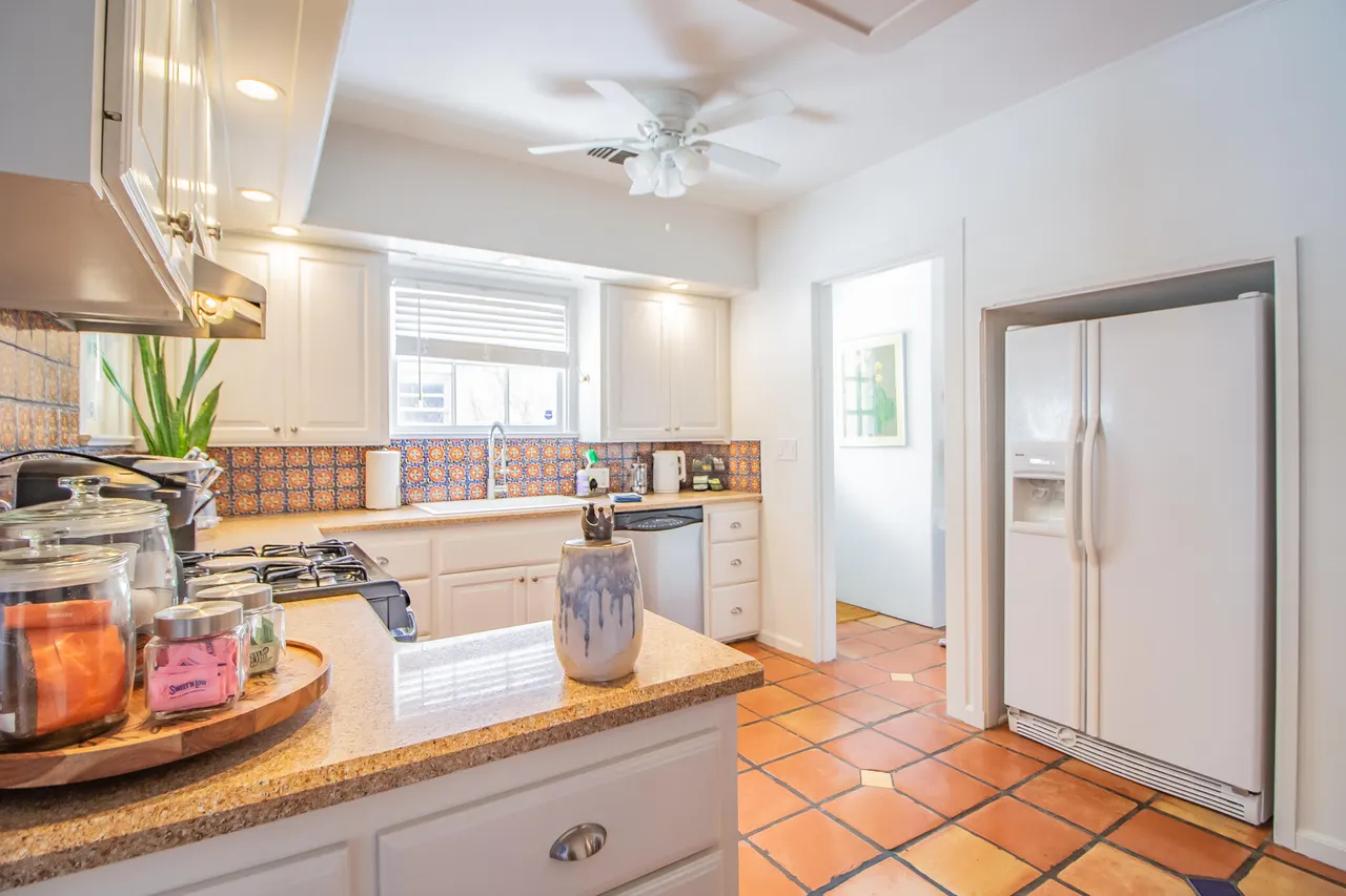Photo 16 — 2007 16th Street, Lubbock, TX 79401