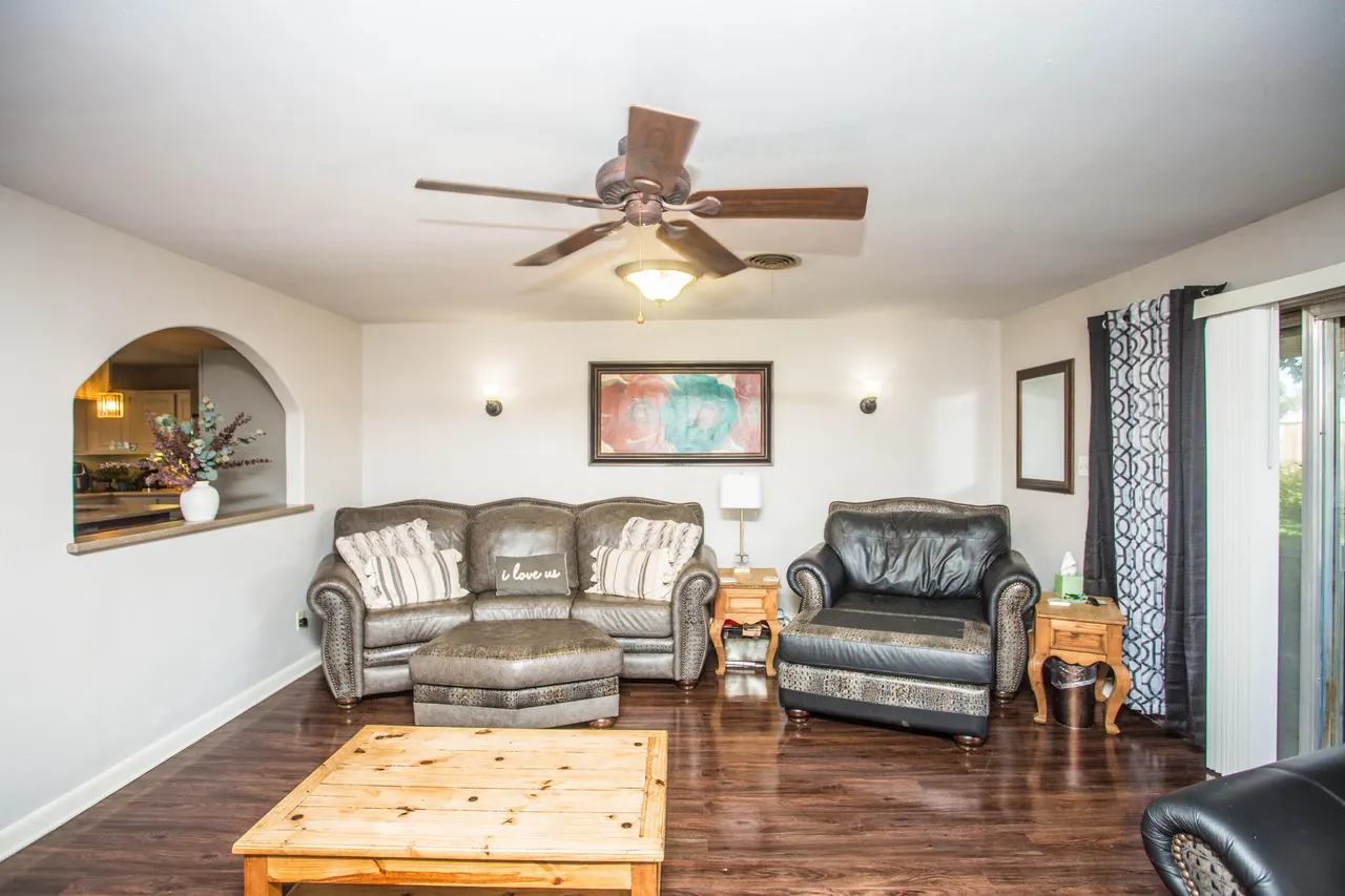 Photo 10 — 812 1st Street, Abernathy, TX 79311
