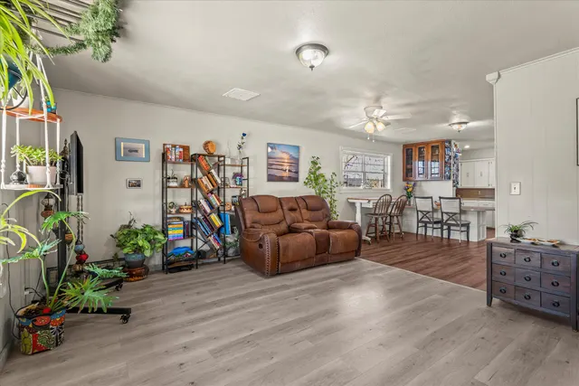 Photo 3 — 211 8th Street, Levelland, TX 79336