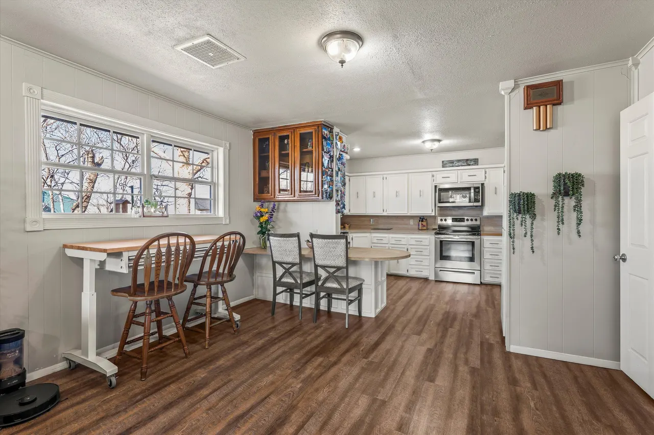 Photo 8 — 211 8th Street, Levelland, TX 79336