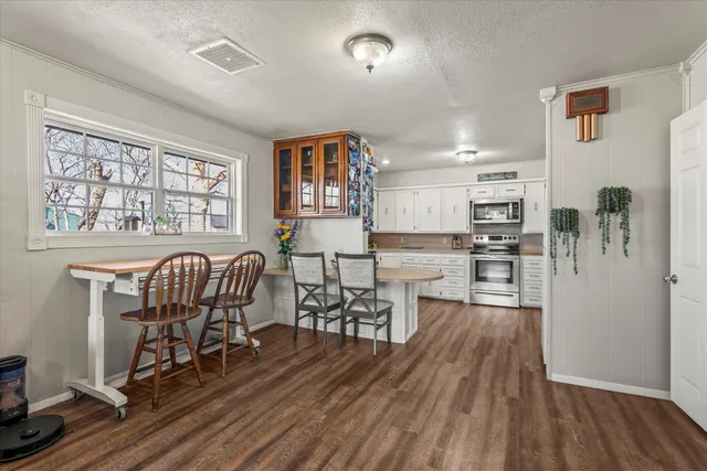 Photo 8 — 211 8th Street, Levelland, TX 79336