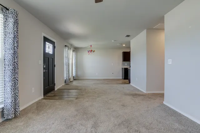 Photo 5 — 1633 139th Street, Lubbock, TX 79423