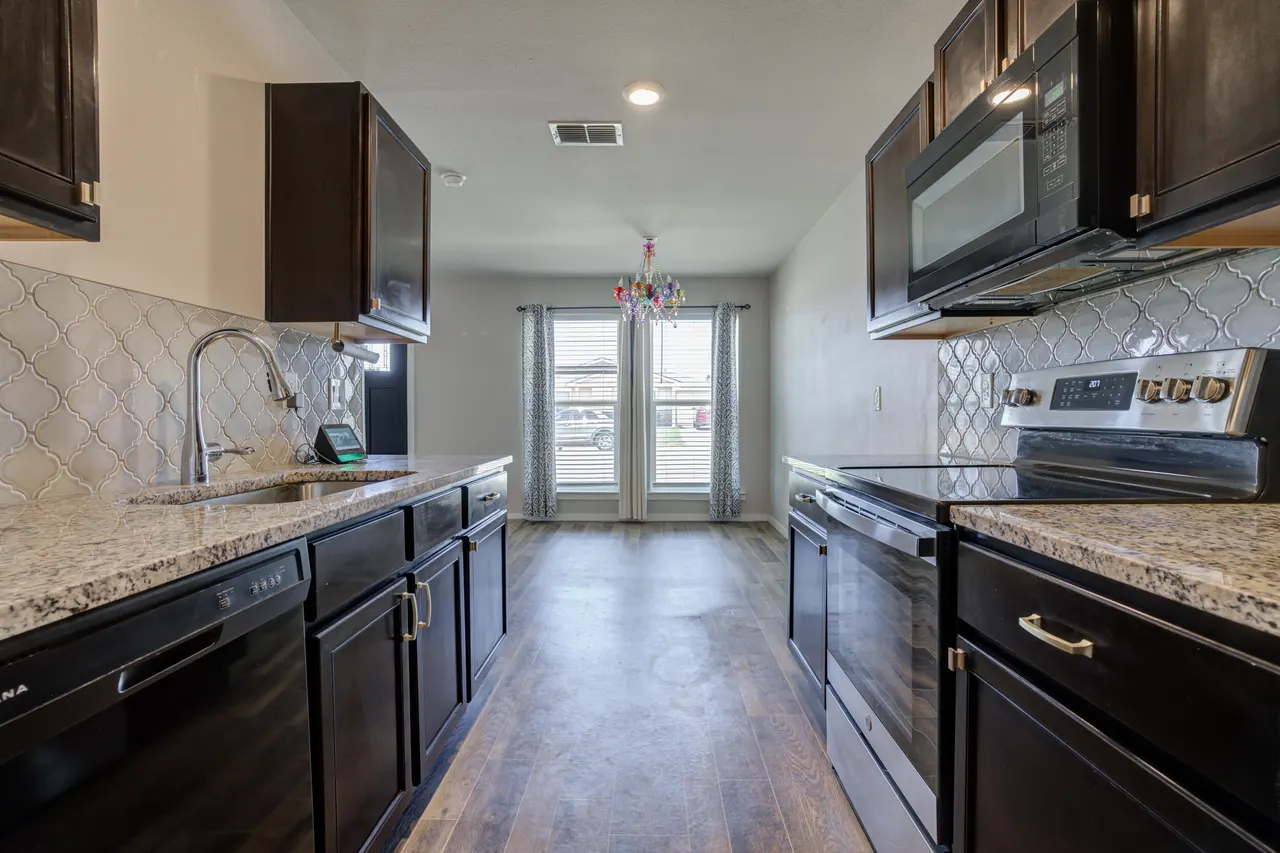 Photo 17 — 1633 139th Street, Lubbock, TX 79423