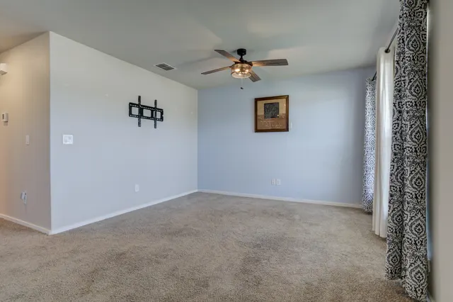 Photo 7 — 1633 139th Street, Lubbock, TX 79423