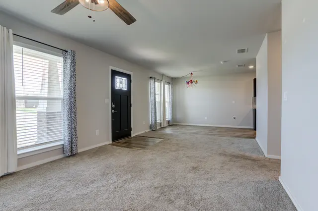 Photo 4 — 1633 139th Street, Lubbock, TX 79423