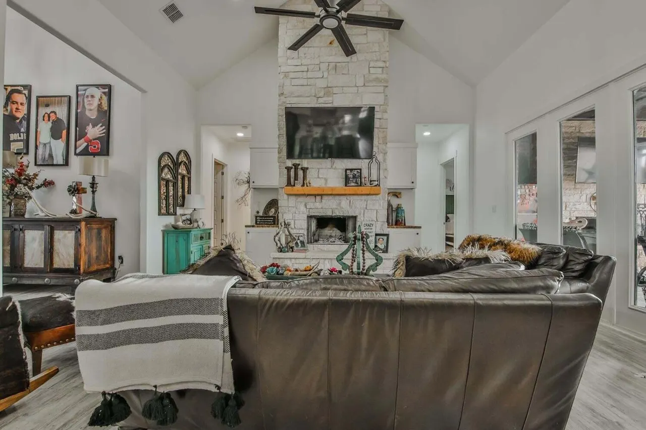 Photo 5 — 19210 County Rd 2240, Lubbock, TX 79423