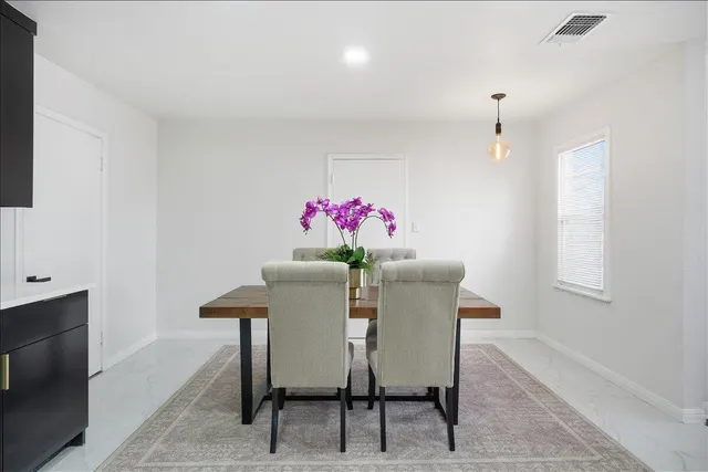 Photo 8 — 2503 27th Street, Lubbock, TX 79410