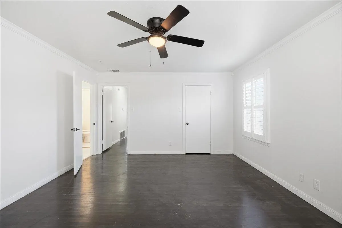 Photo 11 — 2503 27th Street, Lubbock, TX 79410