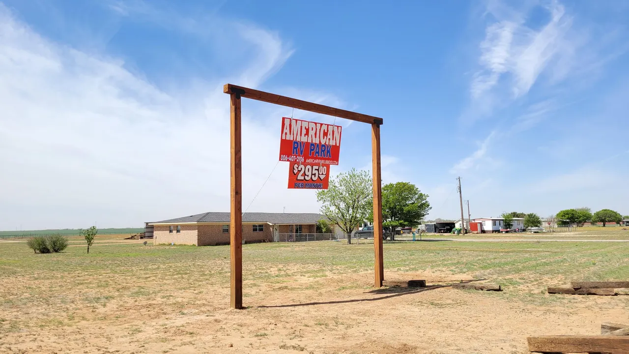 Front exterior — 406 F M 1585, Lubbock, TX 79423