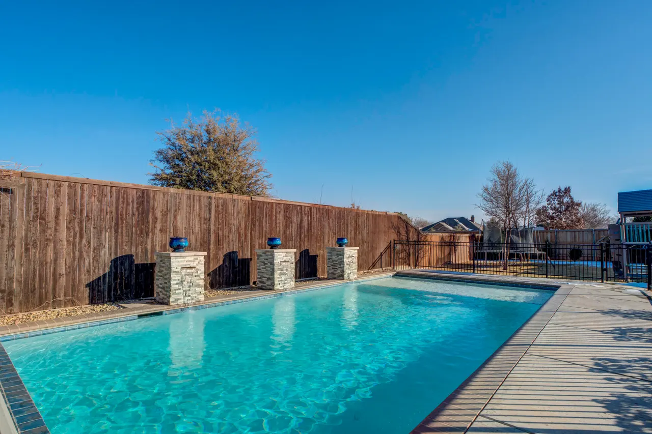 Photo 2 — 8118 County Rd 7610, Wolfforth, TX 79382