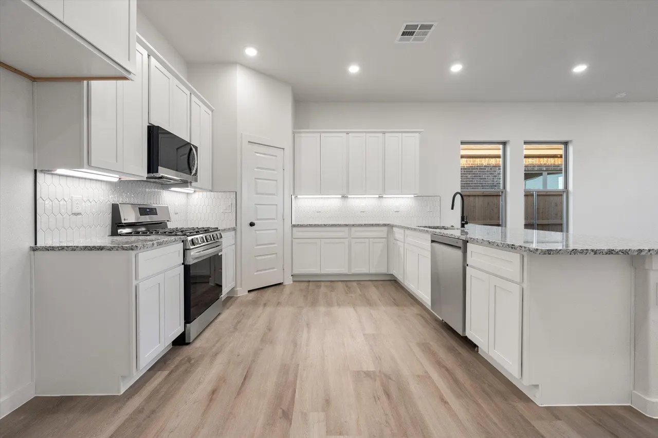 Photo 4 — 5313 Remington Avenue, Lubbock, TX 79407