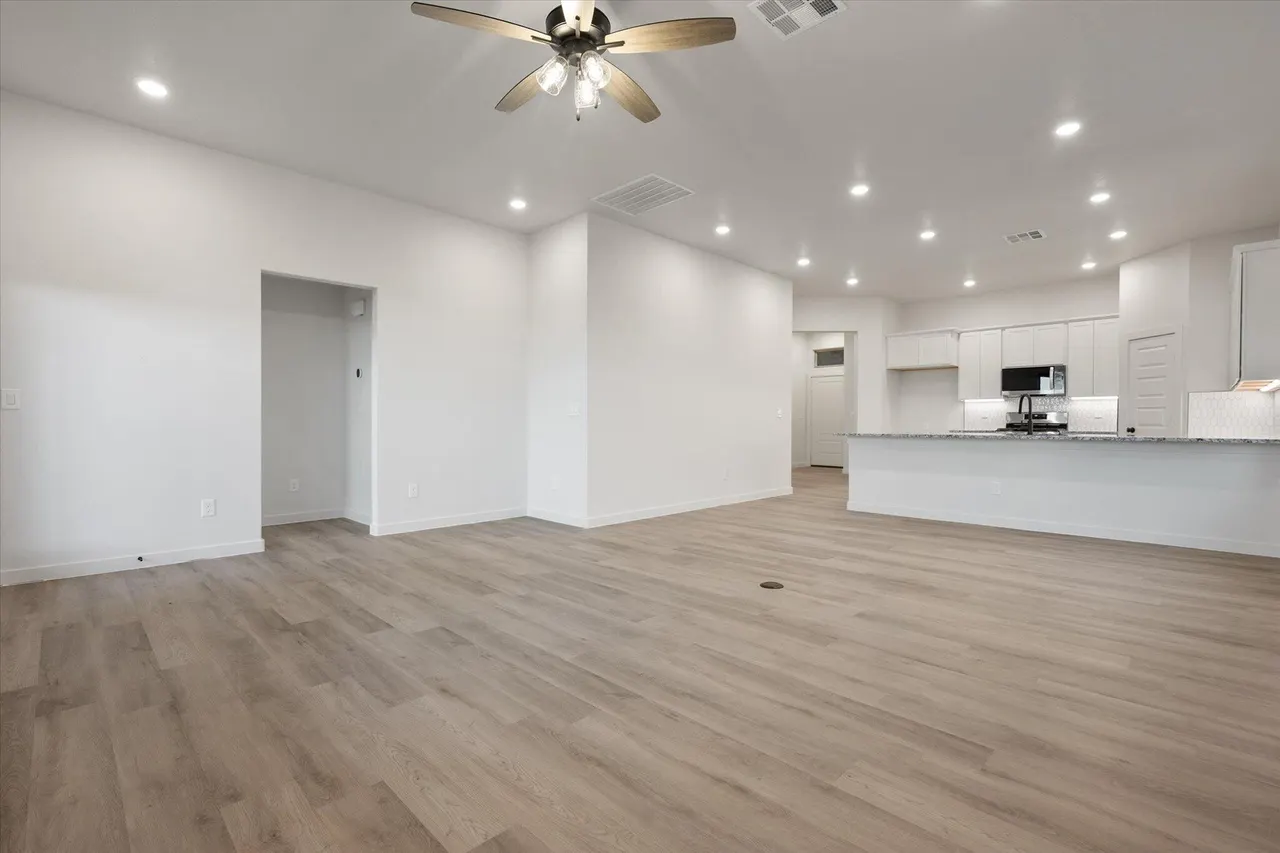 Photo 9 — 5313 Remington Avenue, Lubbock, TX 79407