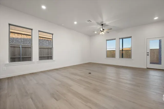 Photo 7 — 5313 Remington Avenue, Lubbock, TX 79407