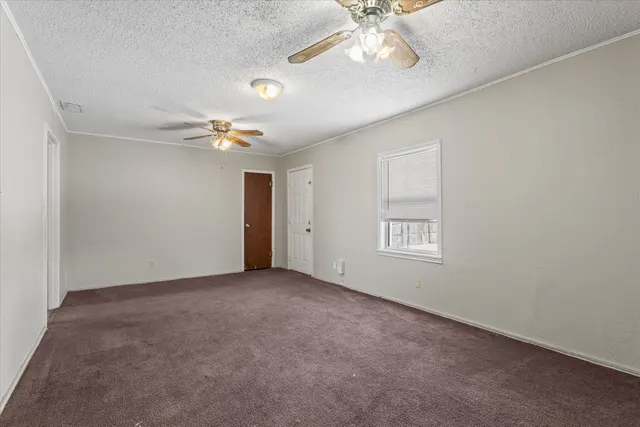 Photo 4 — 1507 Avenue E, Levelland, TX 79336