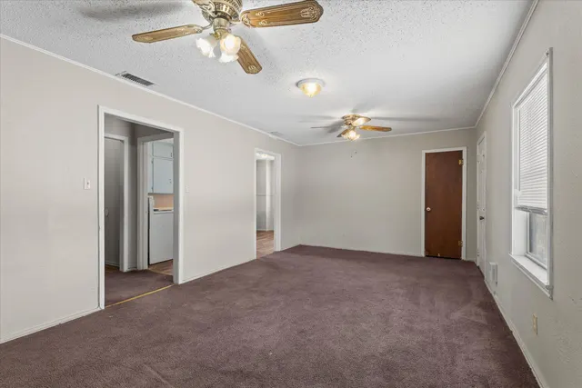 Photo 5 — 1507 Avenue E, Levelland, TX 79336