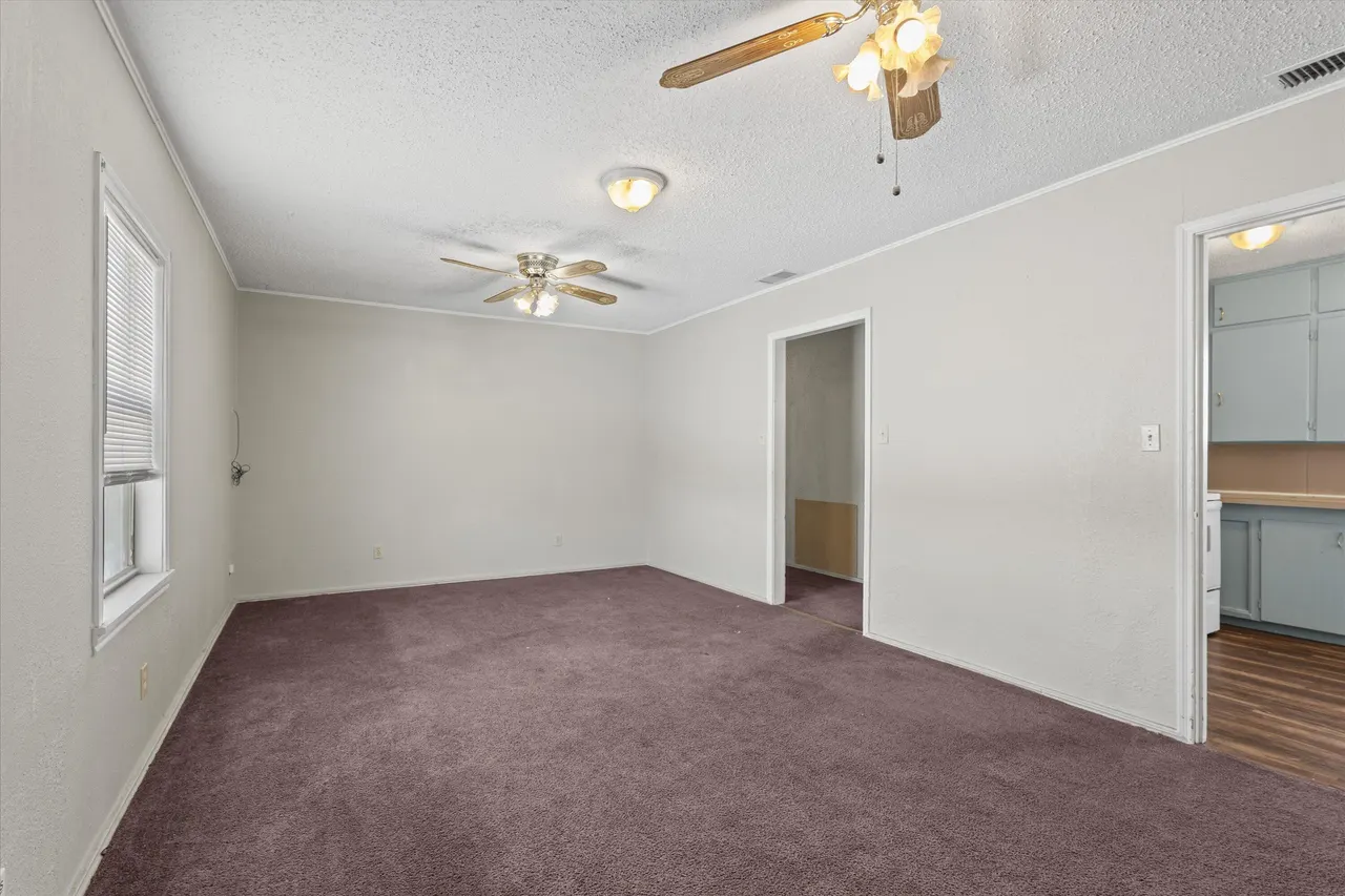 Photo 6 — 1507 Avenue E, Levelland, TX 79336