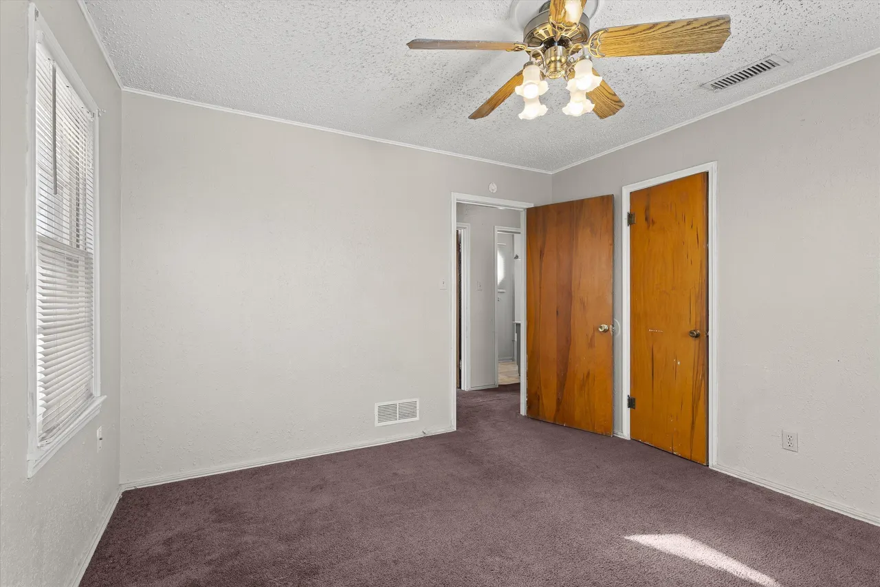 Photo 11 — 1507 Avenue E, Levelland, TX 79336