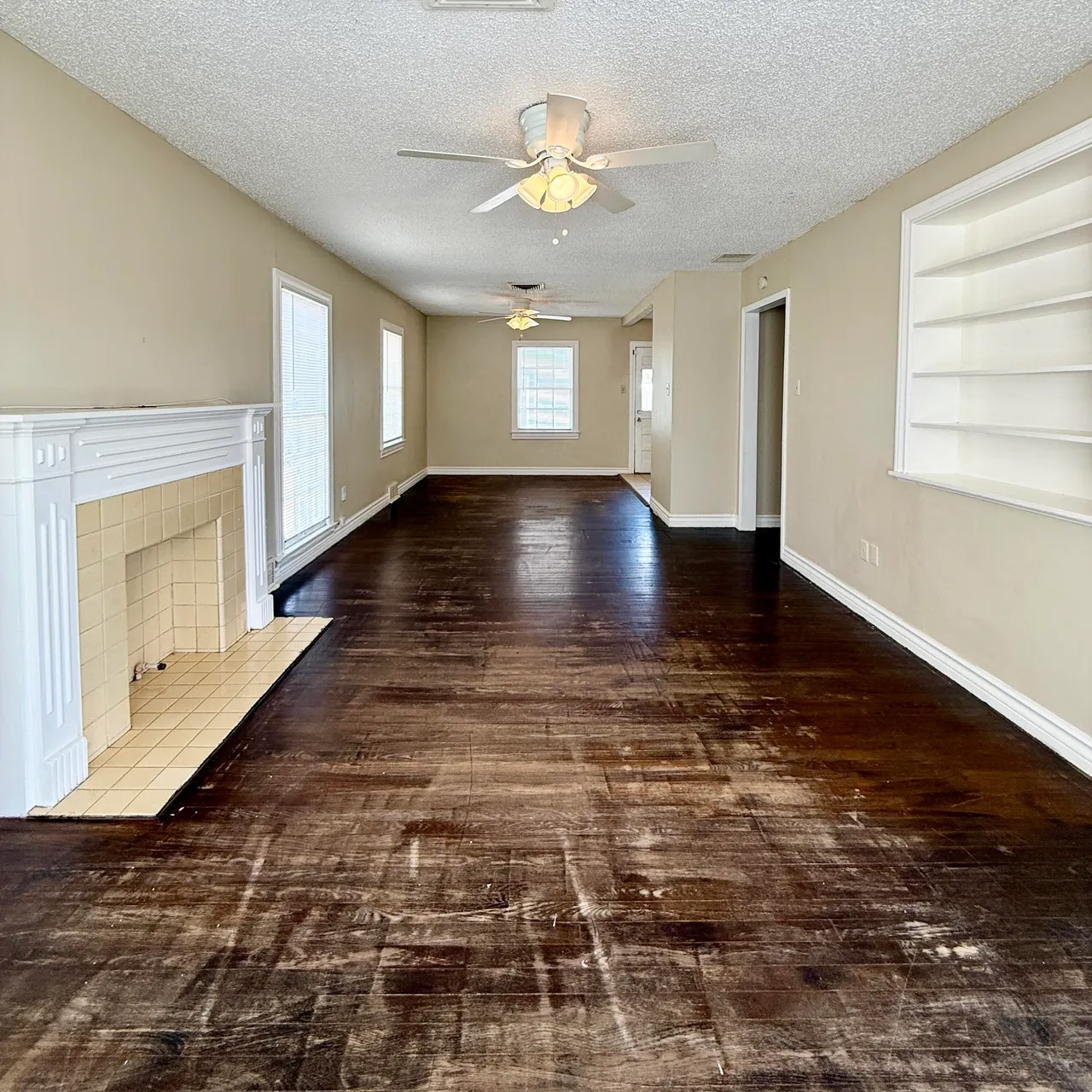 Photo 4 — 2422 30th Street, Lubbock, TX 79411