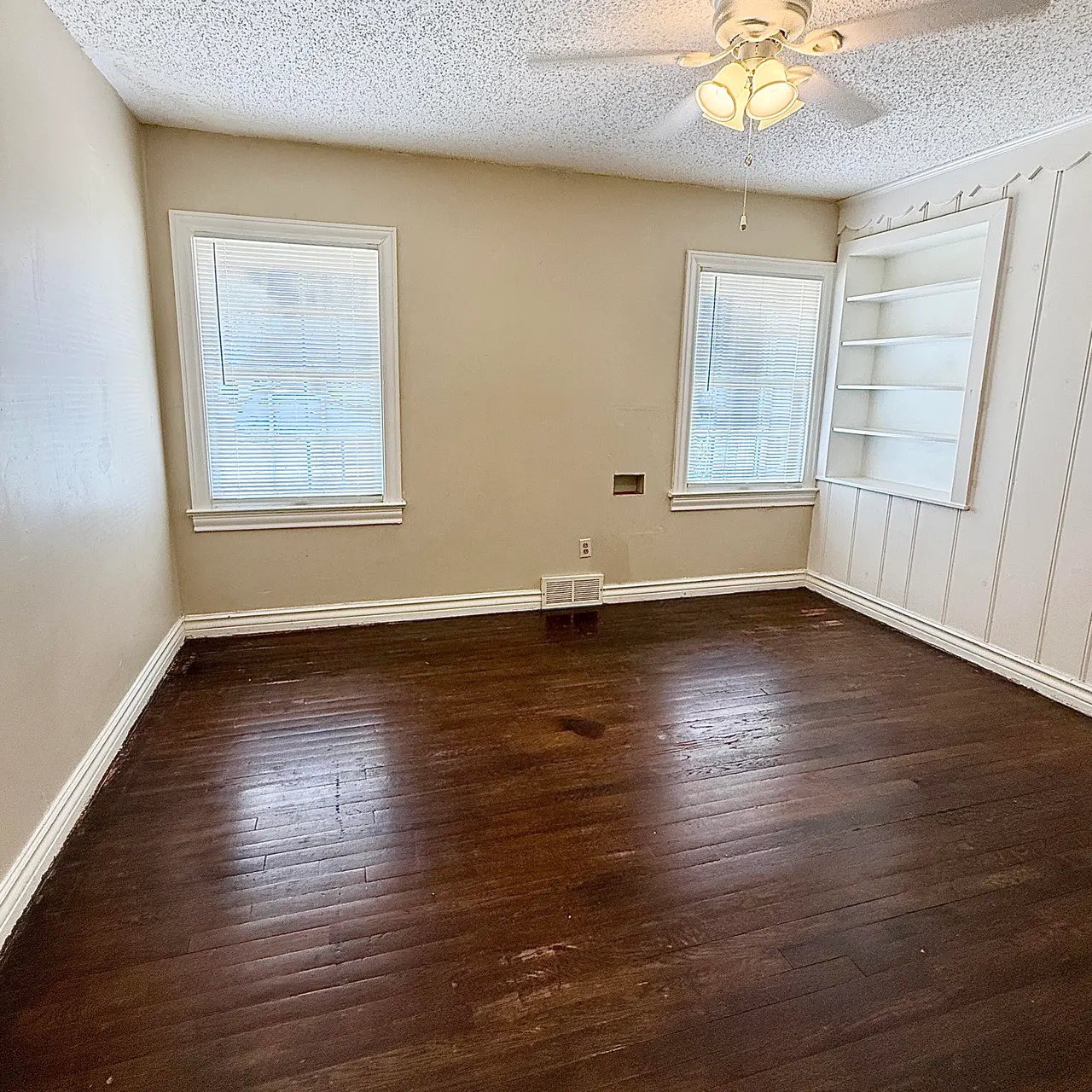Photo 9 — 2422 30th Street, Lubbock, TX 79411