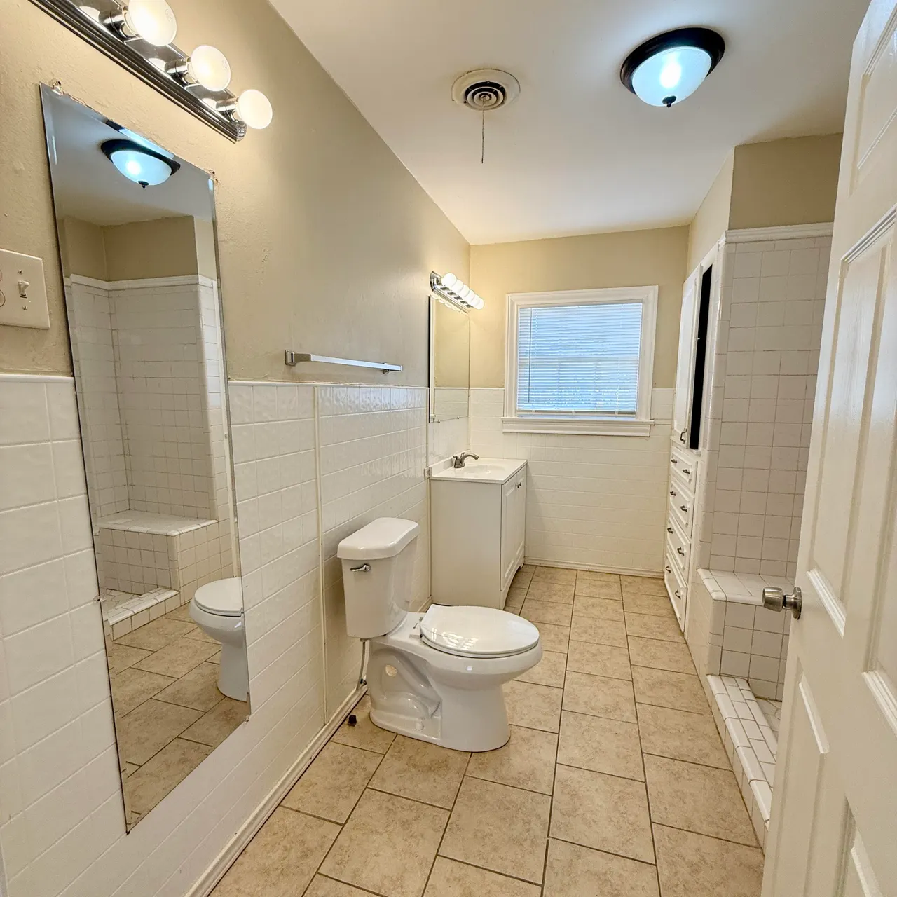 Photo 16 — 2422 30th Street, Lubbock, TX 79411
