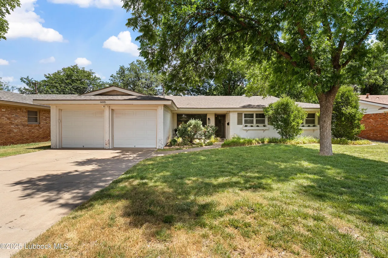 Front exterior — 6005 Oxford Avenue, Lubbock, TX 79413