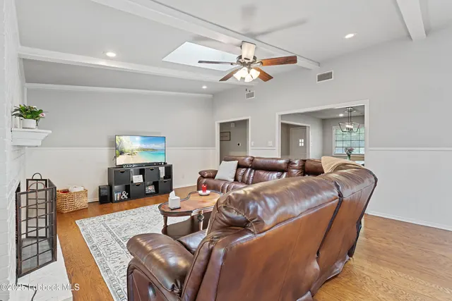 Photo 5 — 6005 Oxford Avenue, Lubbock, TX 79413