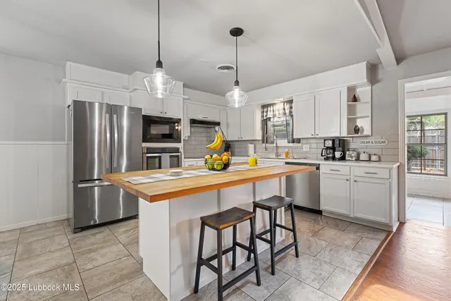 Photo 8 — 6005 Oxford Avenue, Lubbock, TX 79413