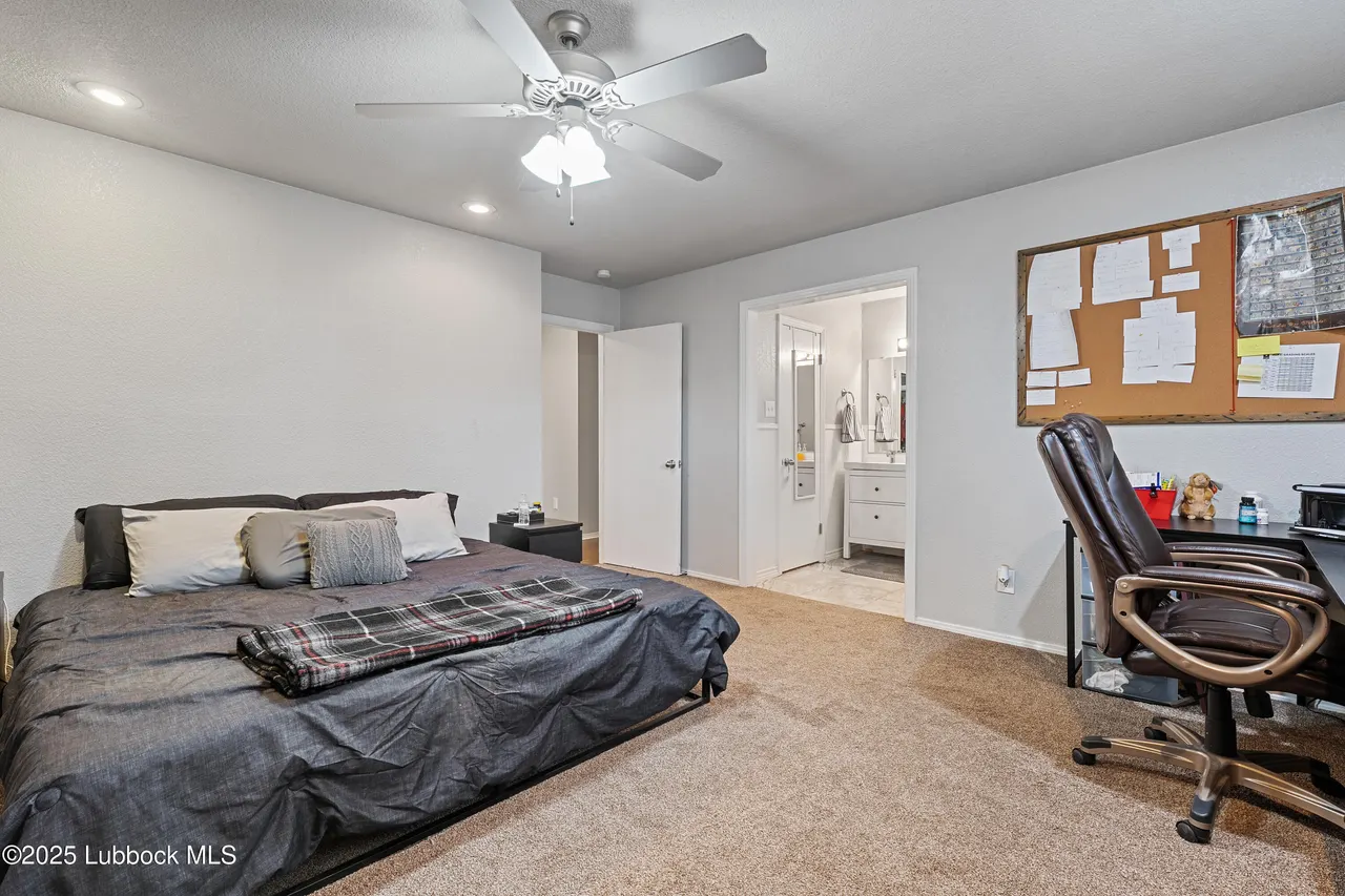 Photo 15 — 6005 Oxford Avenue, Lubbock, TX 79413