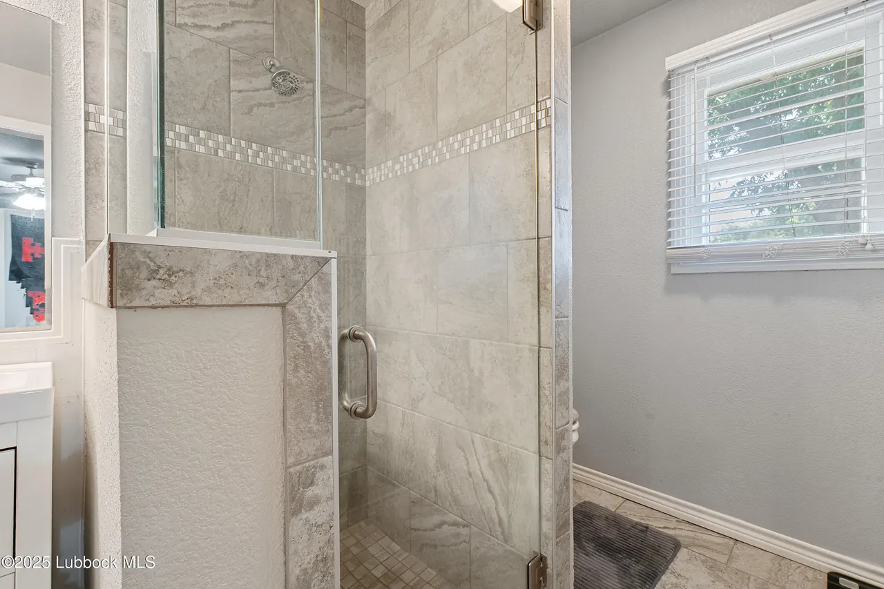 Photo 18 — 6005 Oxford Avenue, Lubbock, TX 79413