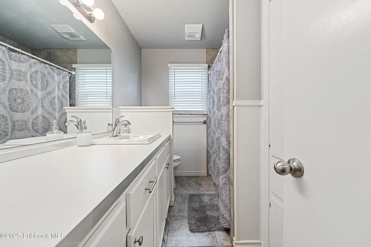 Photo 21 — 6005 Oxford Avenue, Lubbock, TX 79413