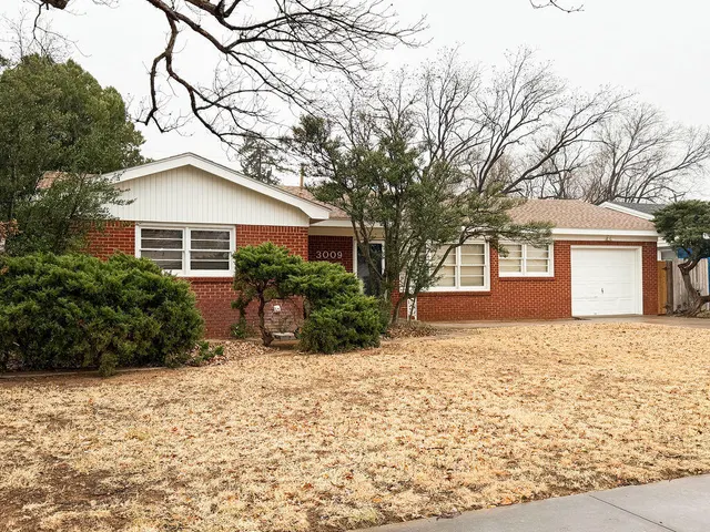 Photo 2 — 3009 57th Street, Lubbock, TX 79413