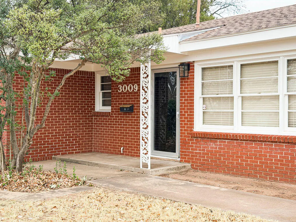Photo 4 — 3009 57th Street, Lubbock, TX 79413