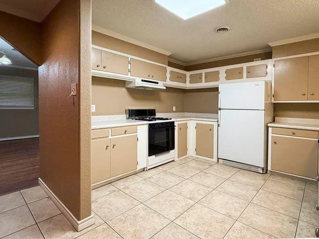 Photo 7 — 3009 57th Street, Lubbock, TX 79413