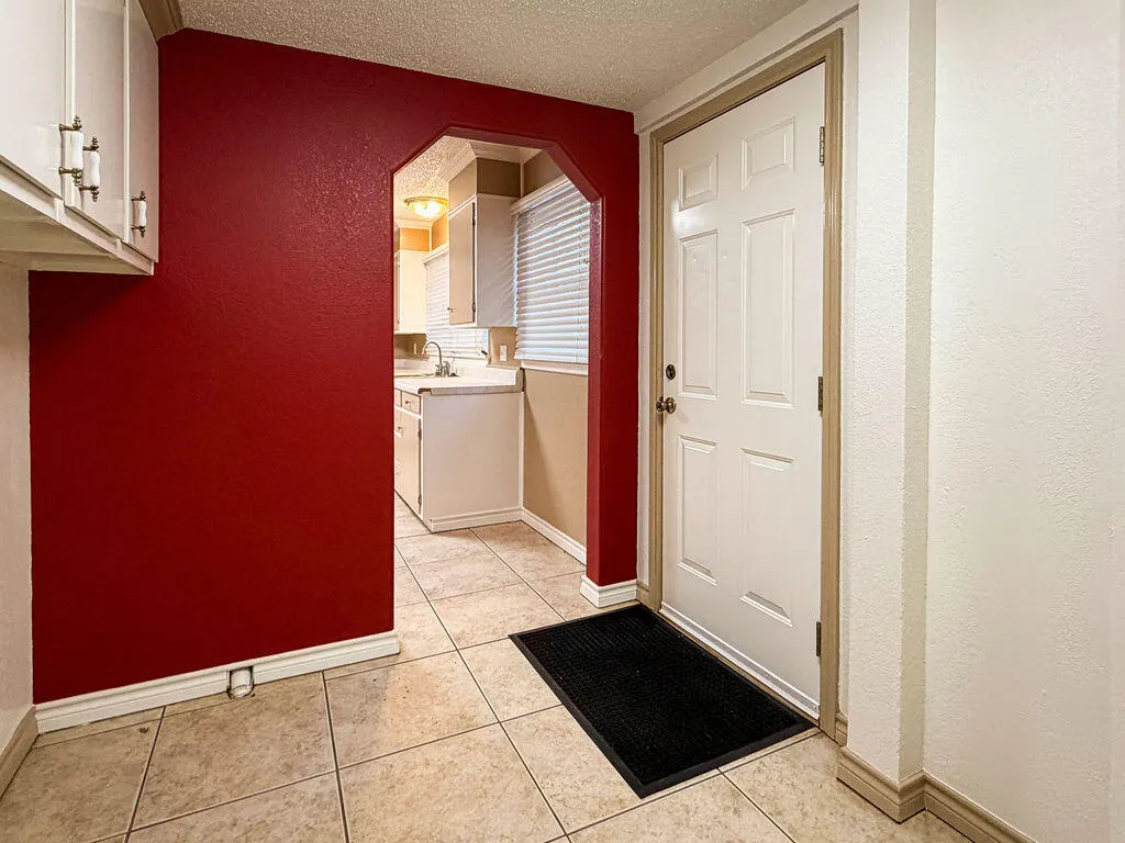 Photo 12 — 3009 57th Street, Lubbock, TX 79413