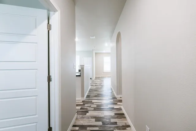 Photo 4 — 6956 12th Street, Lubbock, TX 79416