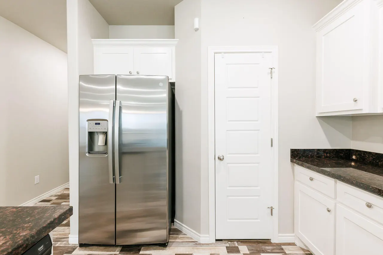 Photo 13 — 6956 12th Street, Lubbock, TX 79416