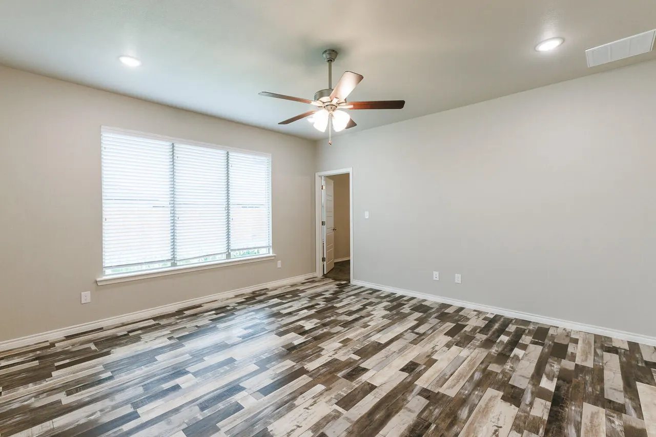 Photo 21 — 6956 12th Street, Lubbock, TX 79416