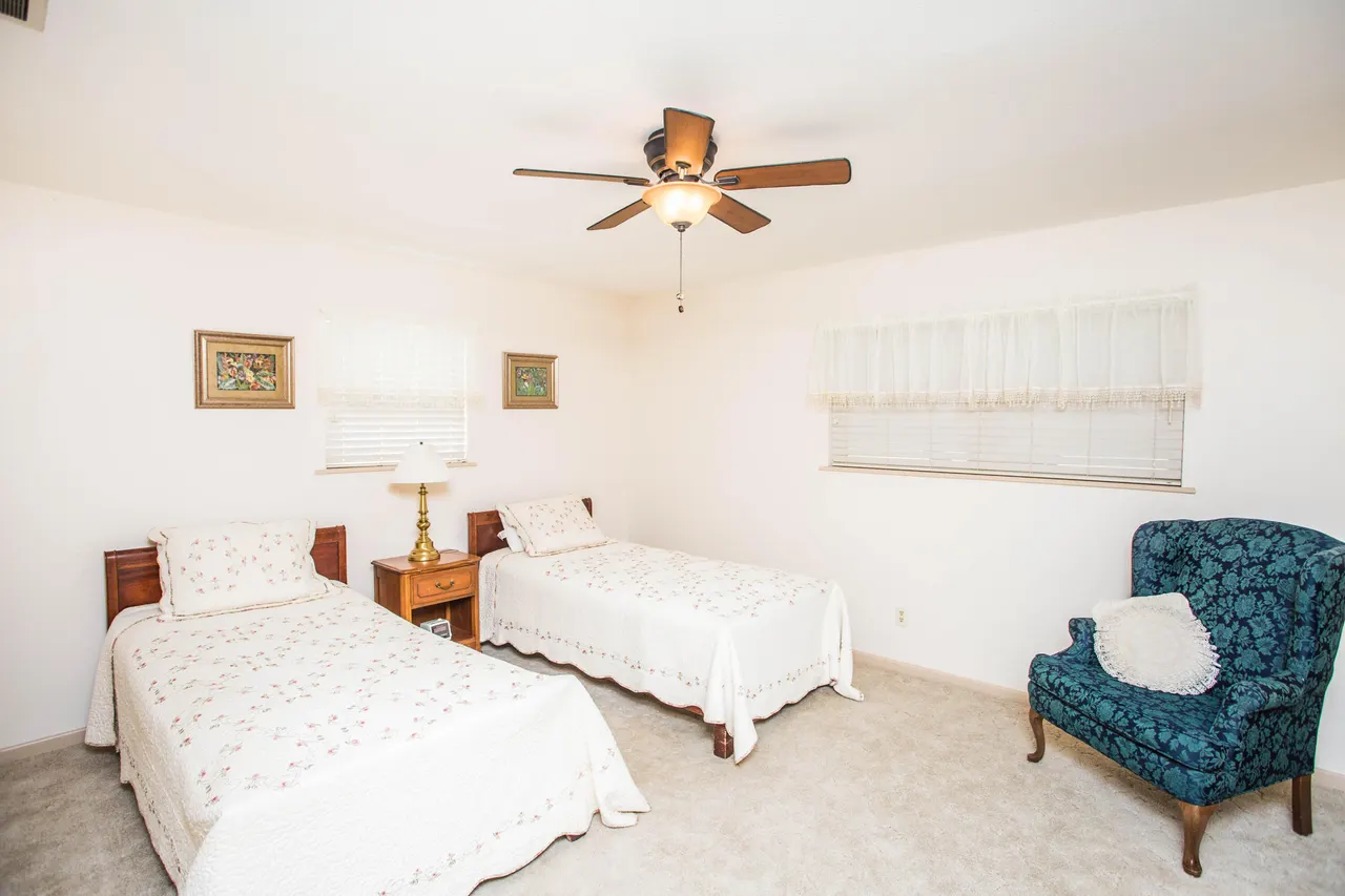 Photo 11 — 1208 Dallas Street, Plainview, TX 79072
