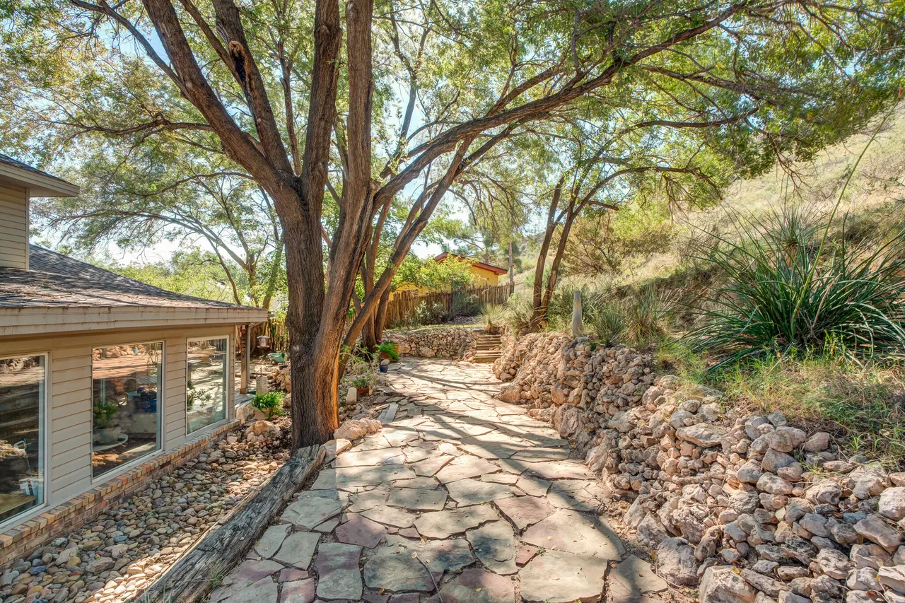 Photo 15 — 109 S Lakeshore Drive, Ransom Canyon, TX 79366